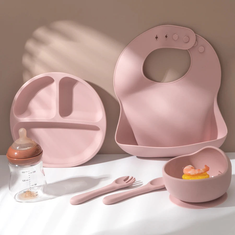 5Pcs Baby Silicone Feeding Set Round Dining Plate Sucker Bowl Dishes For Kids Waterproof Bib Children's Tableware Straw Cup